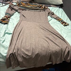 Stylish Off-Shoulder Dress in Gray